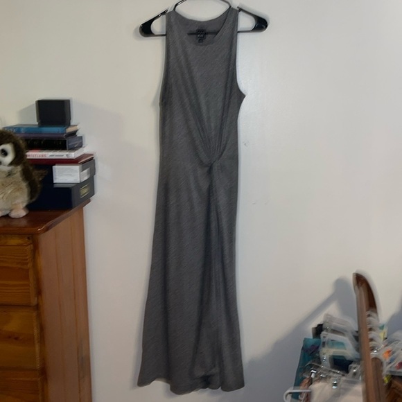 🌹GAP KNOT-TWIST SLEEVELESS MIDI DRESS - Picture 2 of 10